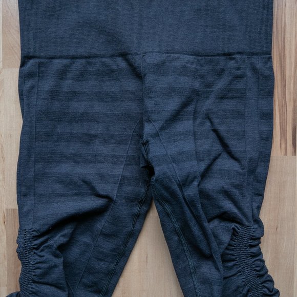 Lululemon In The Flow Crop Stripe - Picture 3 of 5